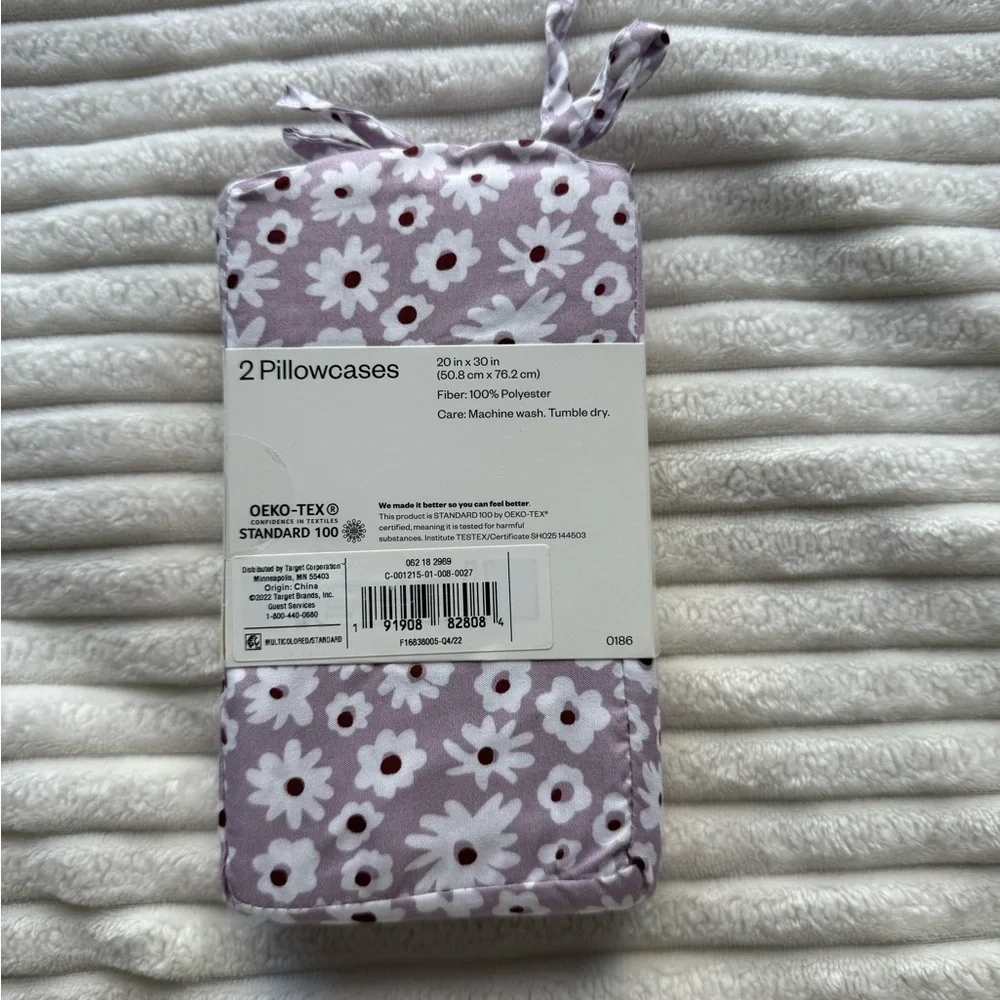 Target pillow cases - Picture 3 of 4